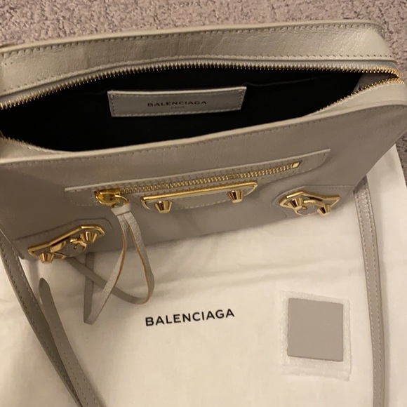 Balenciaga crossbody bag - Picture 4 of 10